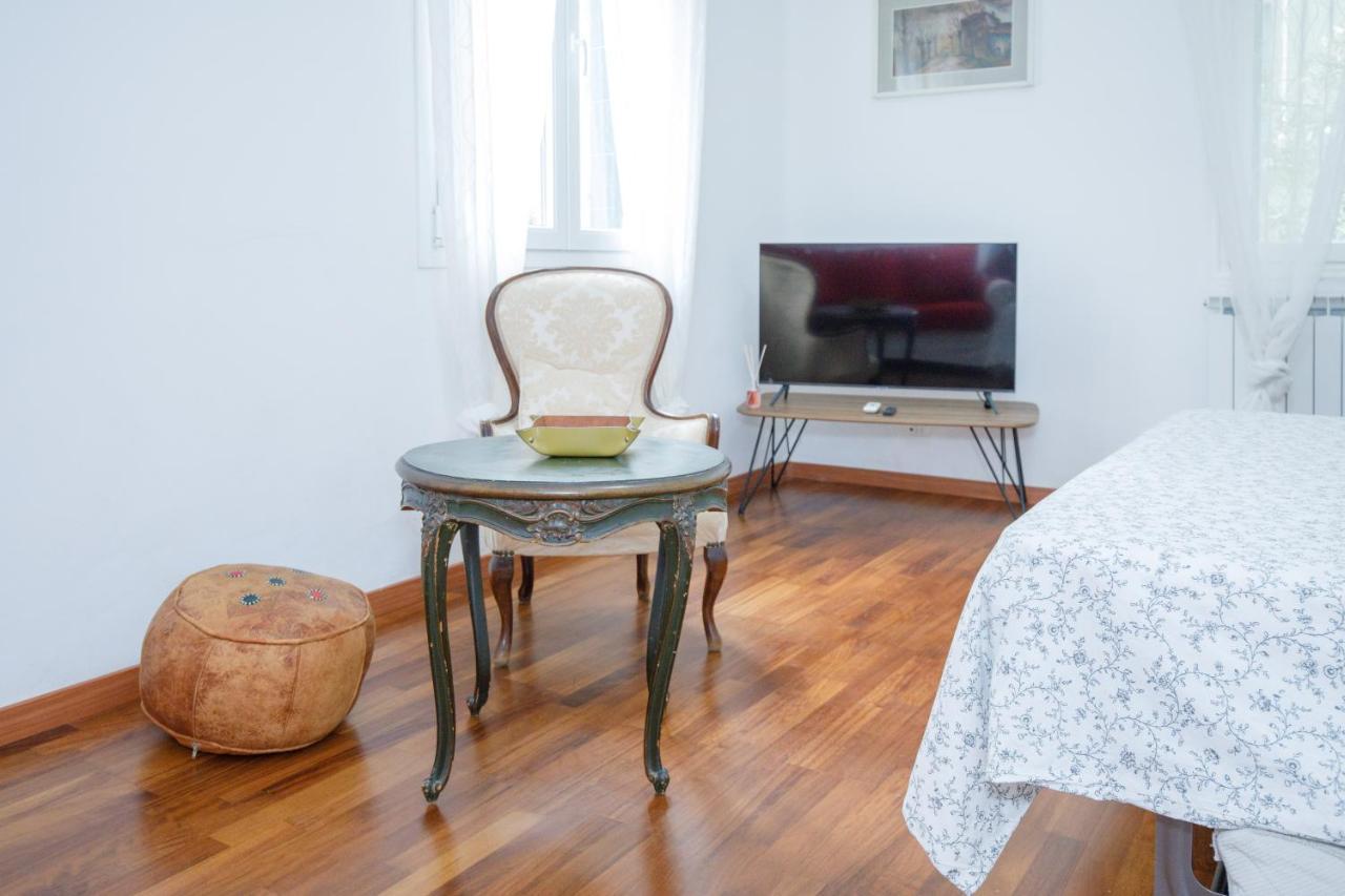 Gozzi House - Comoda Casa - Free Parking - Easy To Venice! Mestre Exterior foto