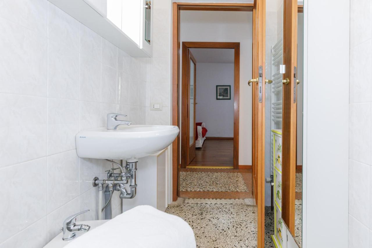 Gozzi House - Comoda Casa - Free Parking - Easy To Venice! Mestre Exterior foto