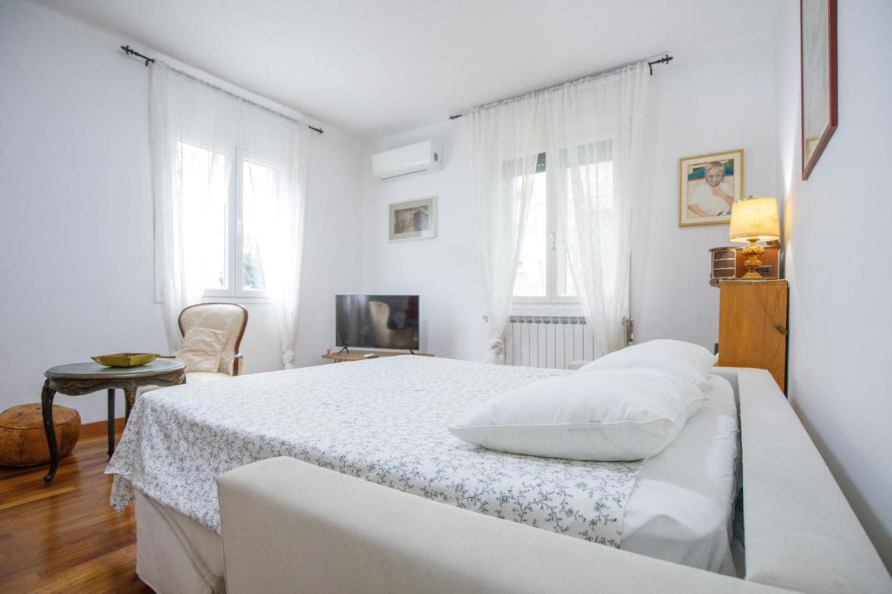 Gozzi House - Comoda Casa - Free Parking - Easy To Venice! Mestre Exterior foto